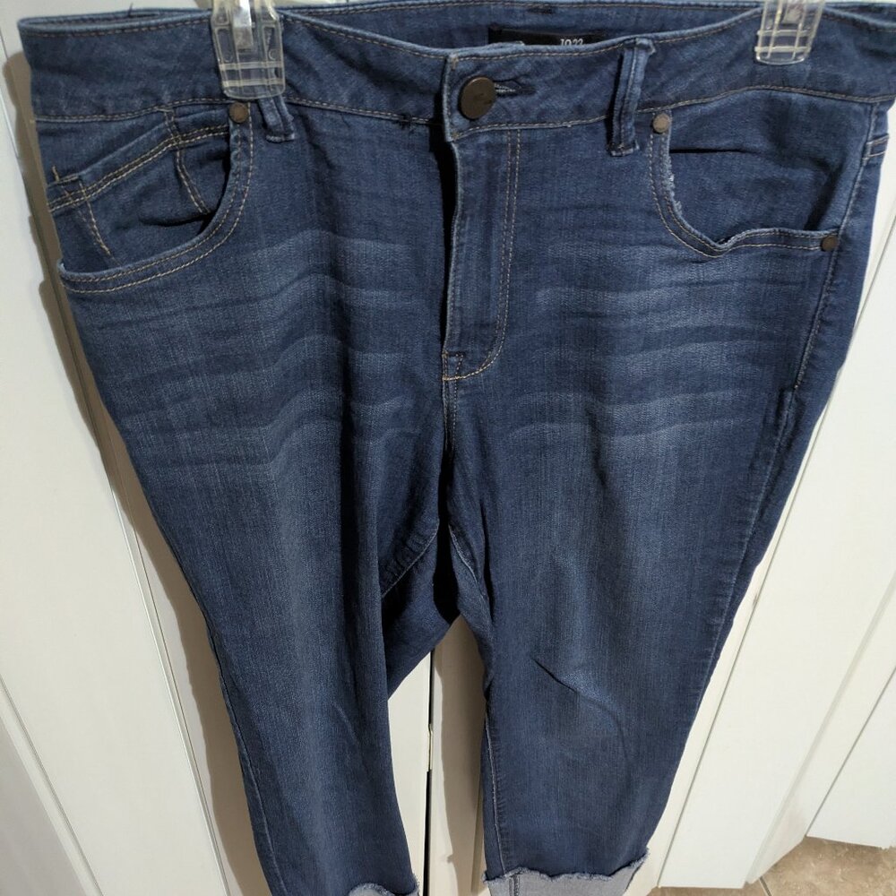 ~NWOT  Women's 1822 Jeans